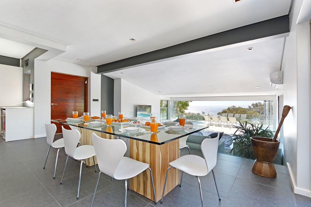 Valtameri By Totalstay Camps Bay Bagian luar foto