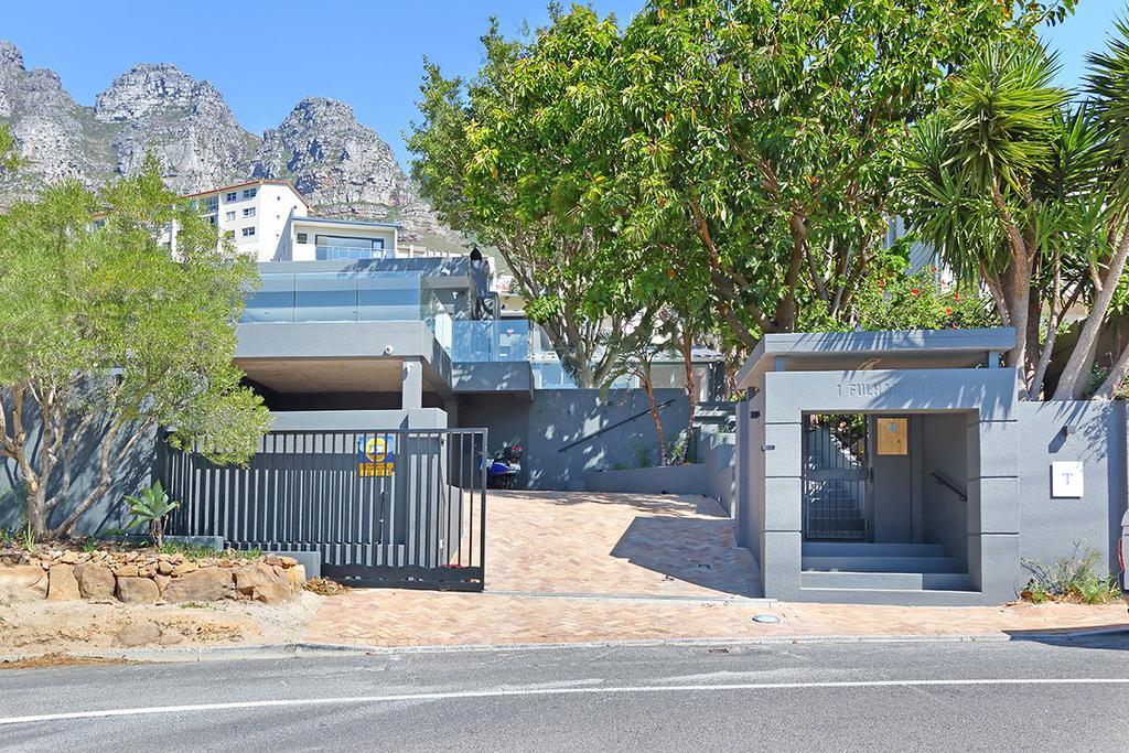 Valtameri By Totalstay Camps Bay Bagian luar foto