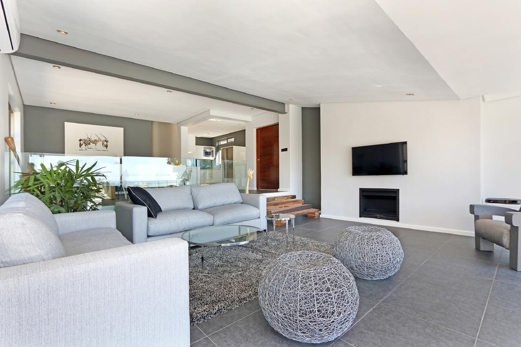 Valtameri By Totalstay Camps Bay Bagian luar foto